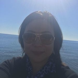 Meet your Posher, Angie